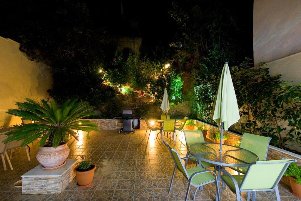 لوترا إديبسو Hotel Viana المظهر الخارجي الصورة